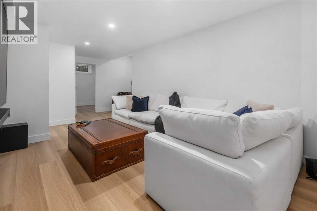 129 Sundown Place Se, Calgary, Alberta  T2X 3B7 - Photo 24 - A2299941