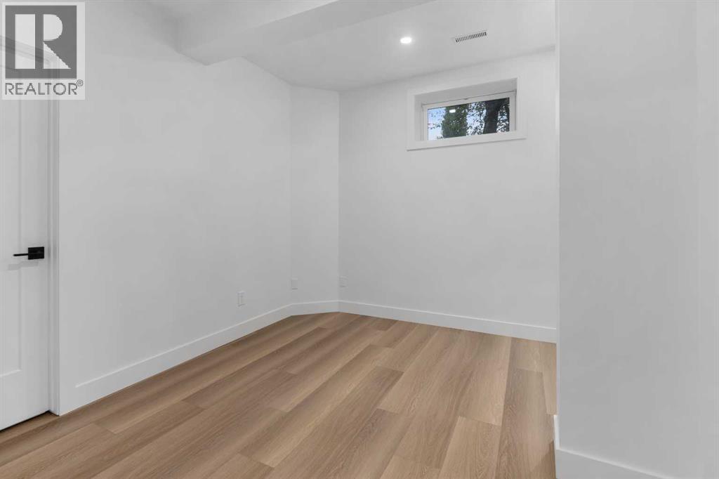 129 Sundown Place Se, Calgary, Alberta  T2X 3B7 - Photo 30 - A2299941