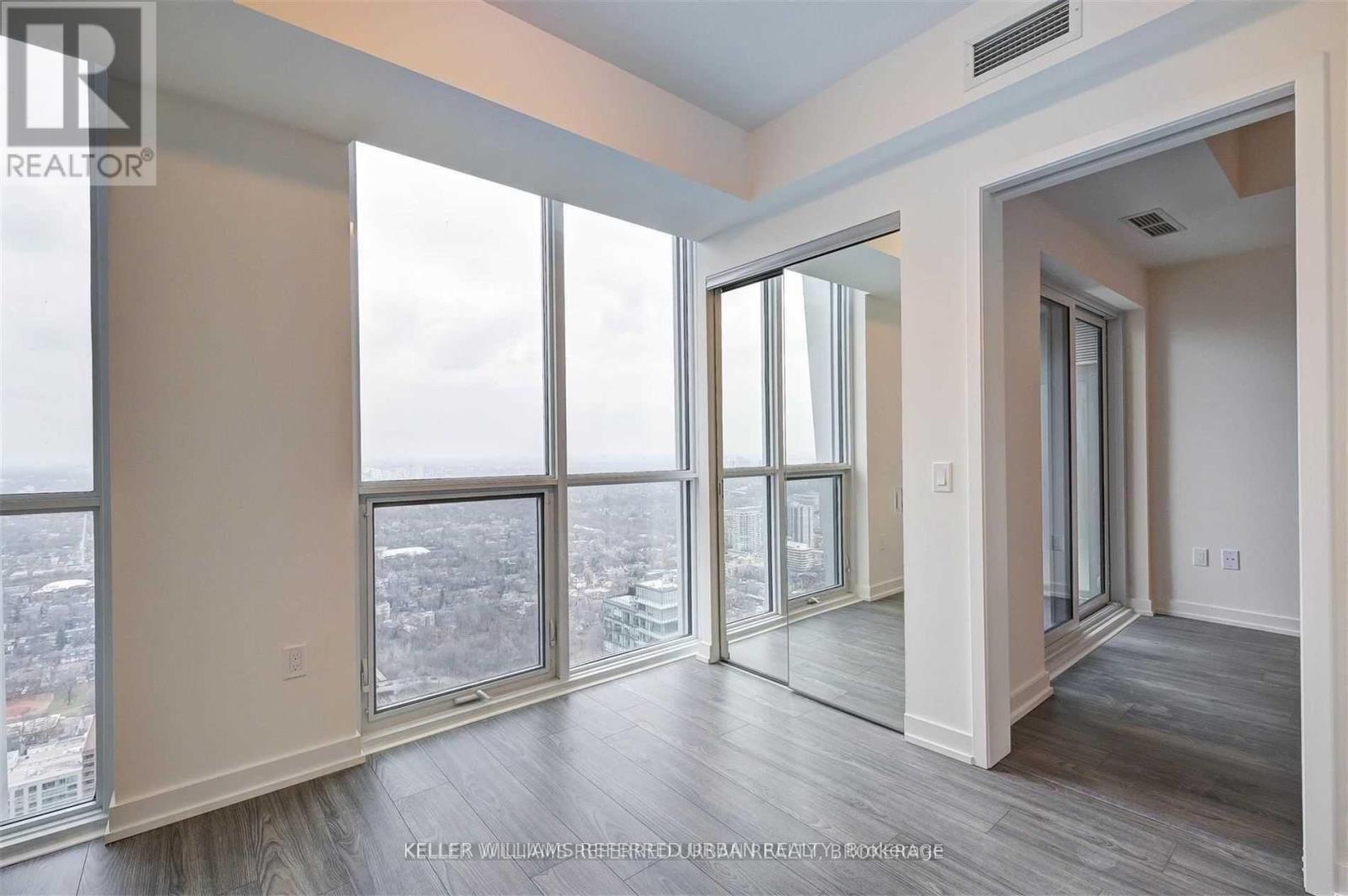 4506 - 1 Yorkville Avenue, Toronto, Ontario  M4W 0B1 - Photo 5 - C12975934