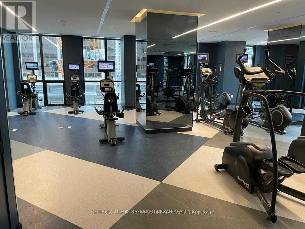 4506 - 1 Yorkville Avenue, Toronto, Ontario  M4W 0B1 - Photo 9 - C12975934