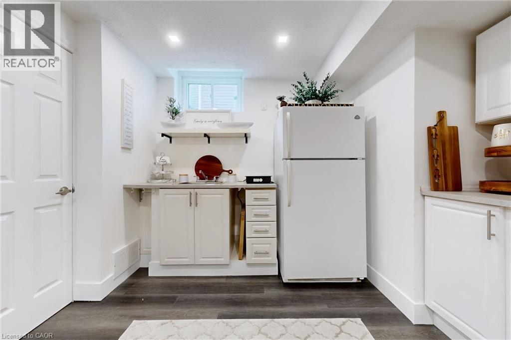 658 Mortimer Drive, Cambridge, Ontario  N3H 5R7 - Photo 30 - 40823017