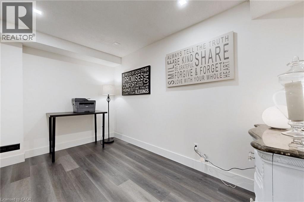 658 Mortimer Drive, Cambridge, Ontario  N3H 5R7 - Photo 33 - 40823017