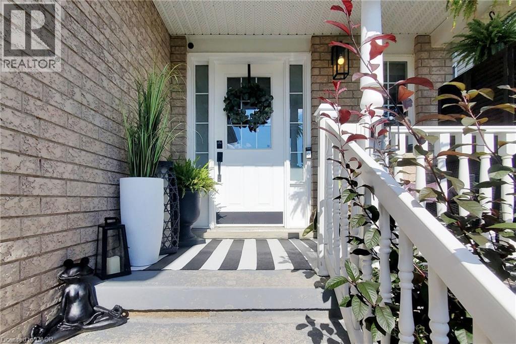 658 Mortimer Drive, Cambridge, Ontario  N3H 5R7 - Photo 4 - 40823017