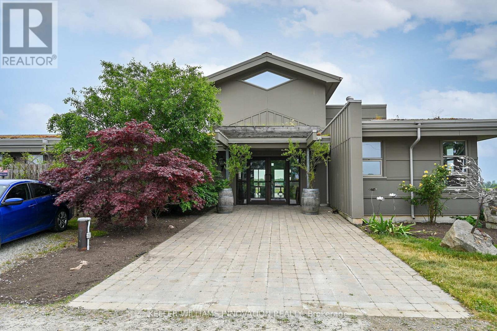 3749 Walker Road, Lincoln, Ontario  L0R 1B2 - Photo 3 - X12270980