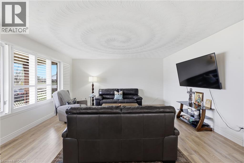 58 Kilbourn Avenue, Stoney Creek, Ontario  L8G 3E2 - Photo 13 - 40822677