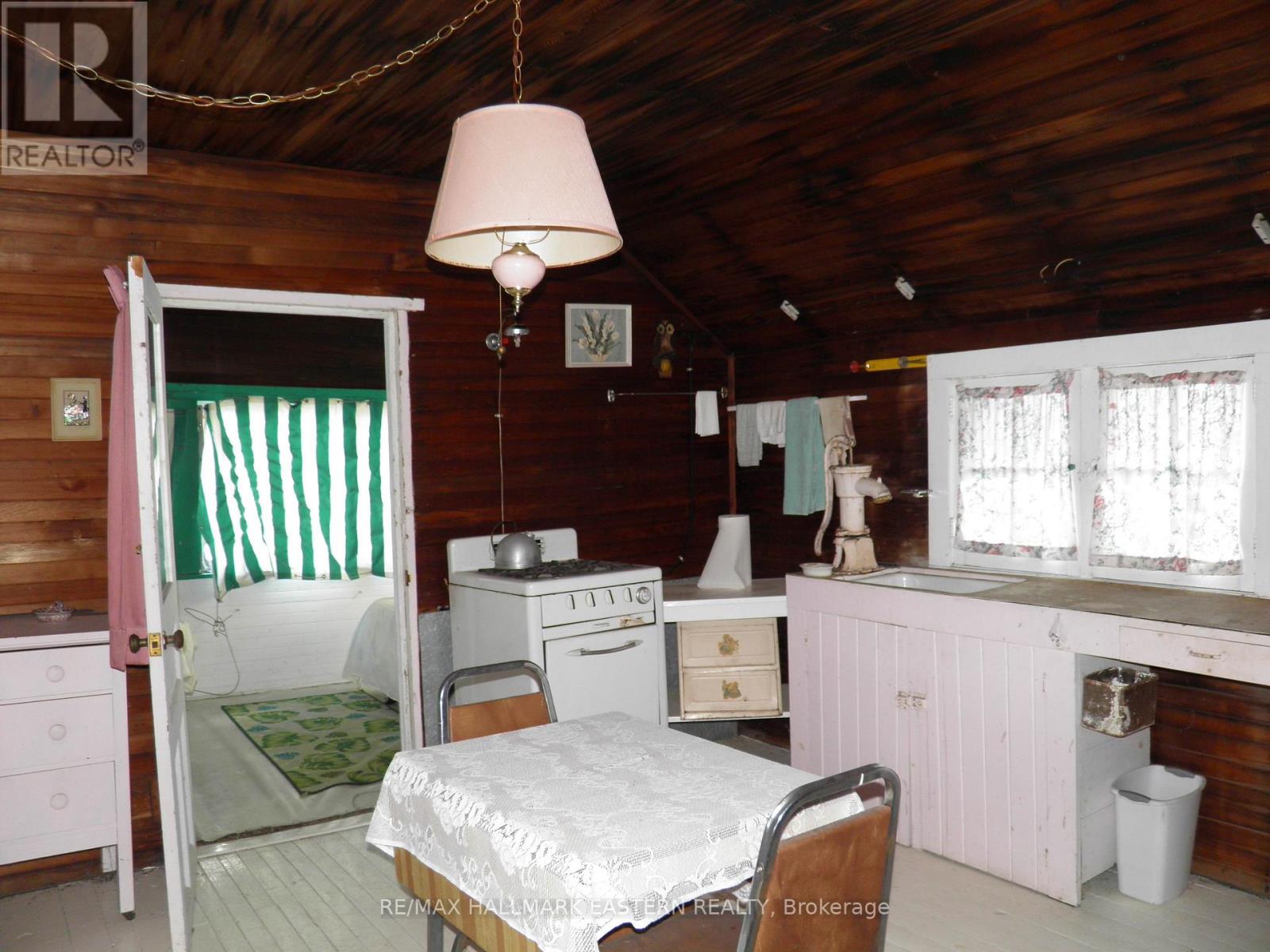 1420 Island 76, Douro-Dummer, Ontario  K0L 2H0 - Photo 9 - X13027334