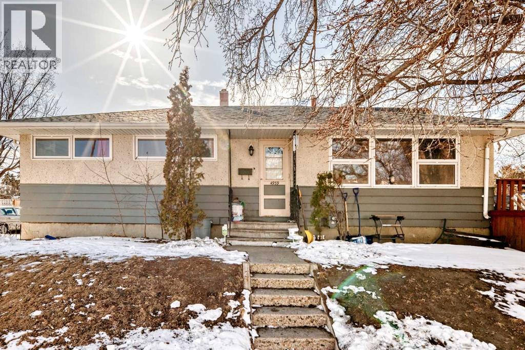 4939 45 Street, Innisfail, Alberta  T4G 1M4 - Photo 1 - A2289524