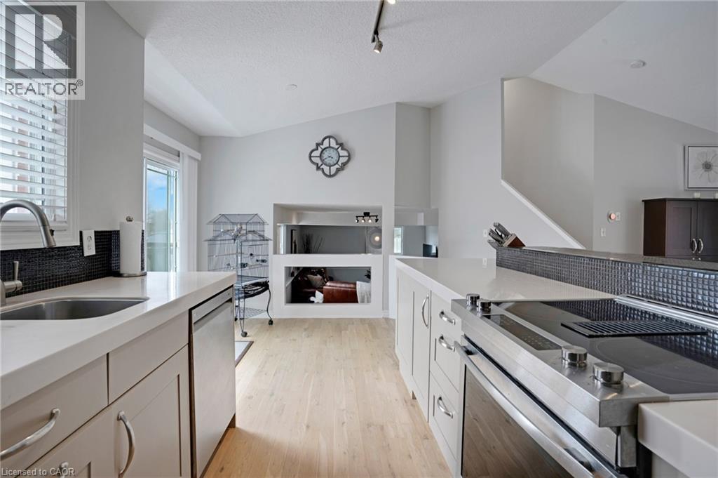 158 Mcmeeken Drive, Cambridge, Ontario  N3C 4C6 - Photo 22 - 40821127