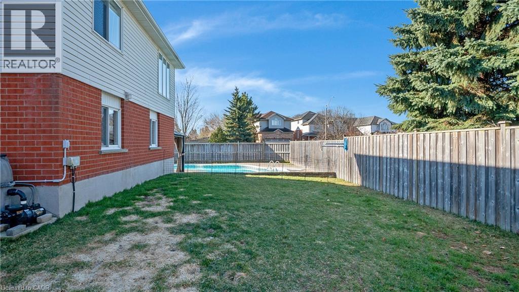 158 Mcmeeken Drive, Cambridge, Ontario  N3C 4C6 - Photo 7 - 40821127