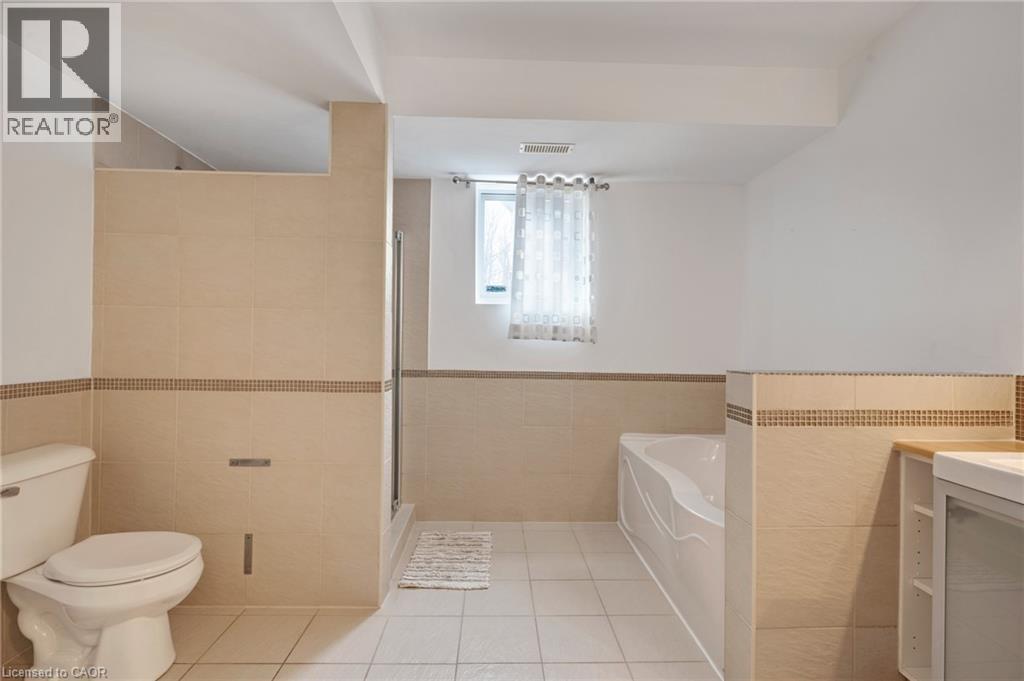 158 Mcmeeken Drive, Cambridge, Ontario  N3C 4C6 - Photo 29 - 40821127