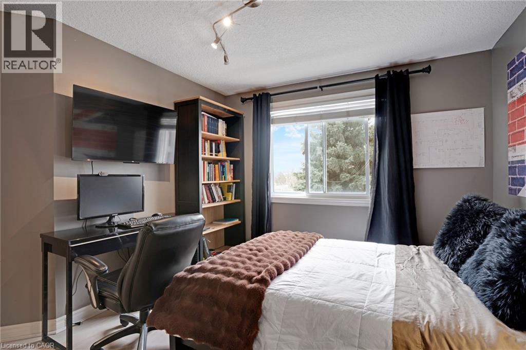 158 Mcmeeken Drive, Cambridge, Ontario  N3C 4C6 - Photo 38 - 40821127