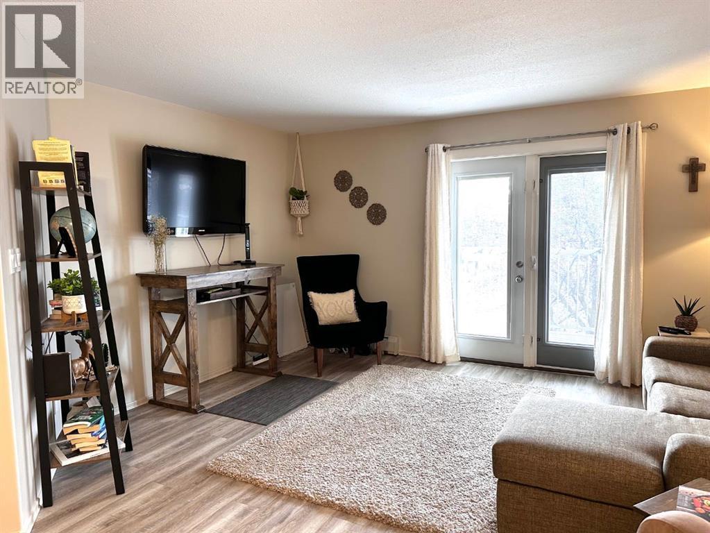 203, 4811 48 Street, Camrose, Alberta  T4V 1L4 - Photo 6 - A2303384