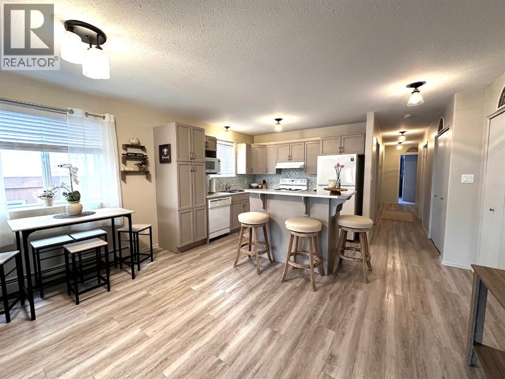 203, 4811 48 Street, Camrose, Alberta  T4V 1L4 - Photo 8 - A2303384