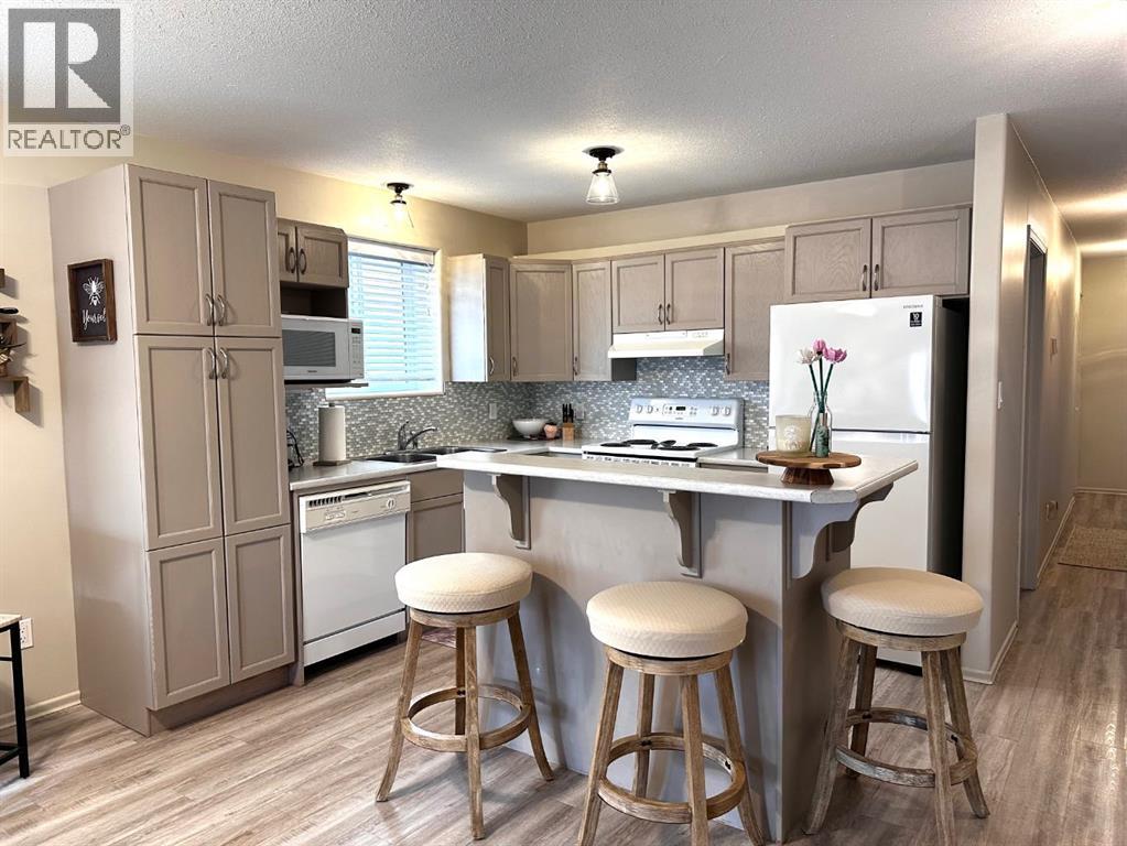 203, 4811 48 Street, Camrose, Alberta  T4V 1L4 - Photo 10 - A2303384