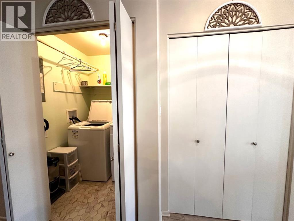 203, 4811 48 Street, Camrose, Alberta  T4V 1L4 - Photo 17 - A2303384