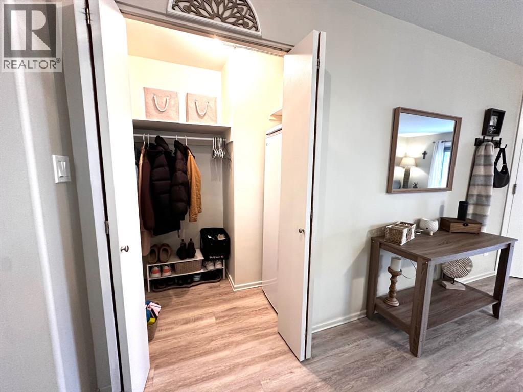 203, 4811 48 Street, Camrose, Alberta  T4V 1L4 - Photo 15 - A2303384