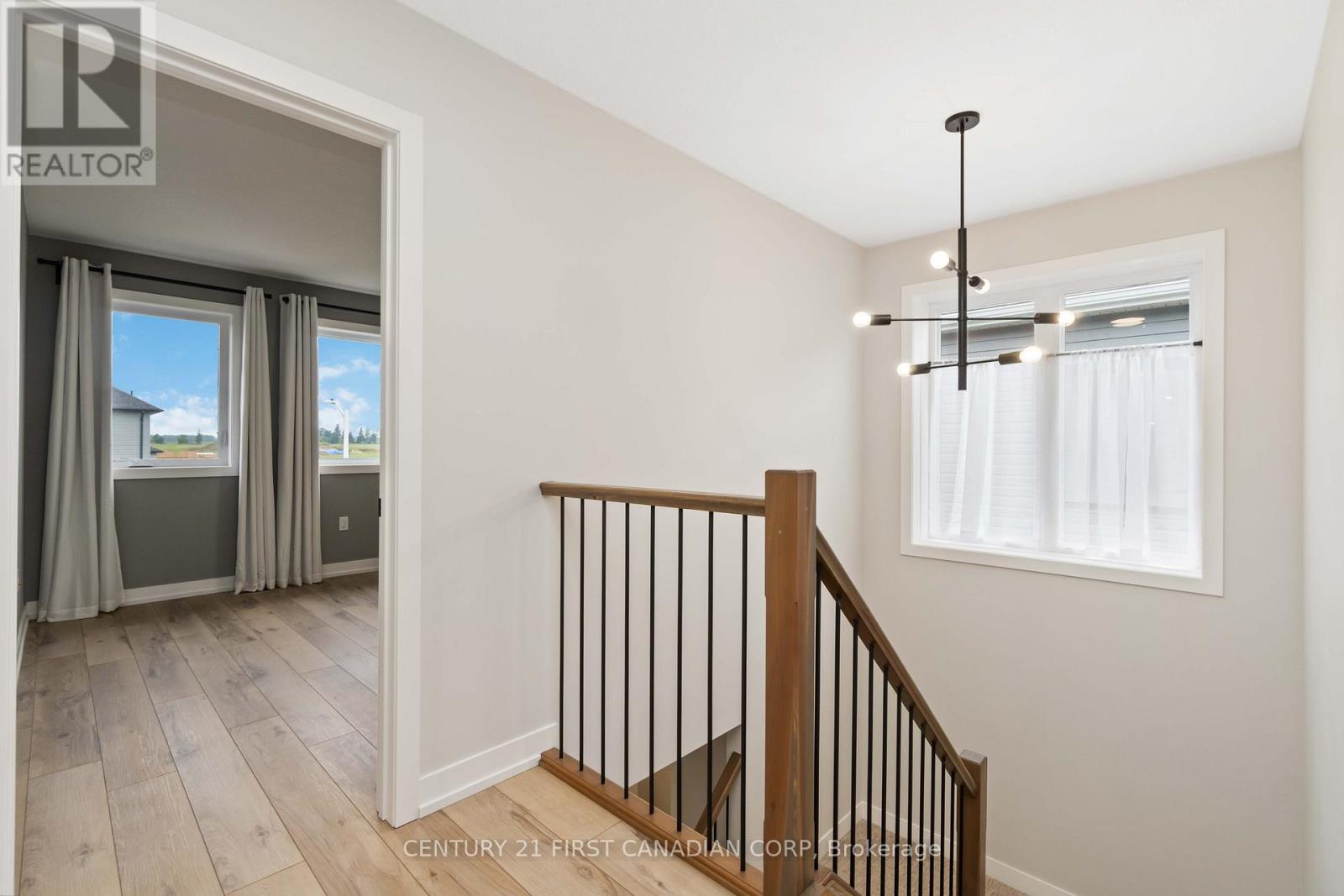 450 Main Street, Plympton-Wyoming, Ontario  N0N 1T0 - Photo 41 - X13027256