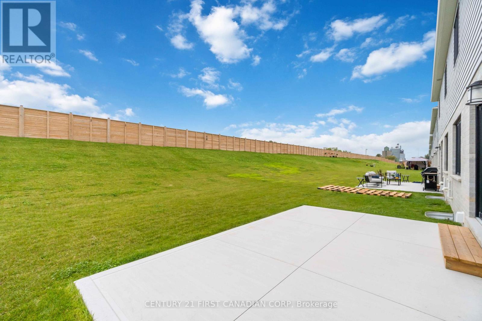 450 Main Street, Plympton-Wyoming, Ontario  N0N 1T0 - Photo 47 - X13027256