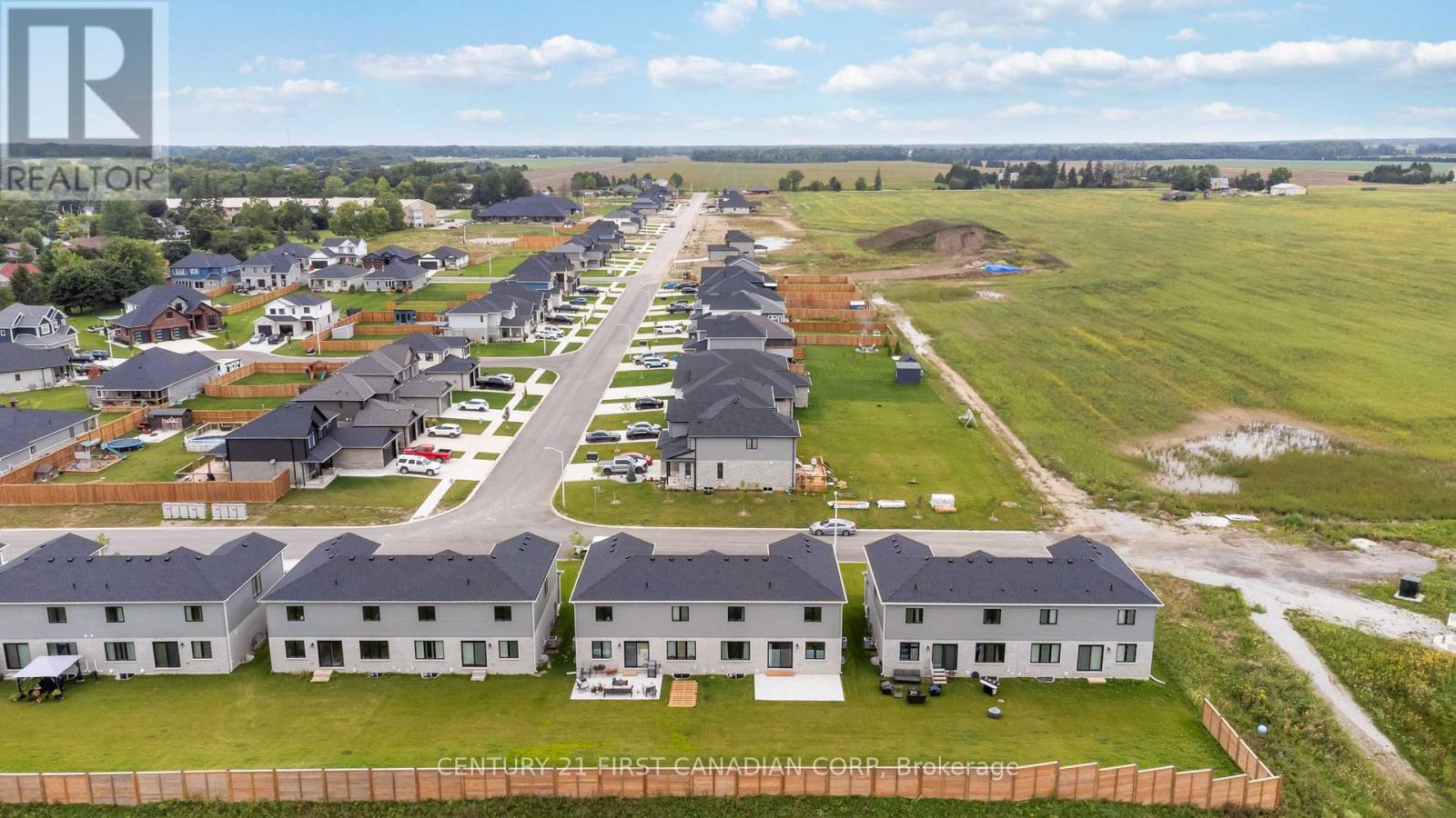 450 Main Street, Plympton-Wyoming, Ontario  N0N 1T0 - Photo 5 - X13027256