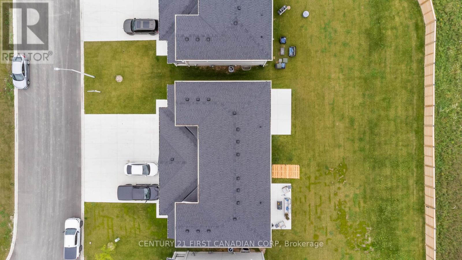 450 Main Street, Plympton-Wyoming, Ontario  N0N 1T0 - Photo 7 - X13027256