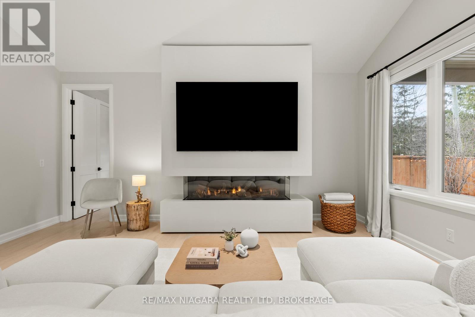 27 Maple Leaf Avenue S, Fort Erie, Ontario  L0S 1N0 - Photo 14 - X12812750