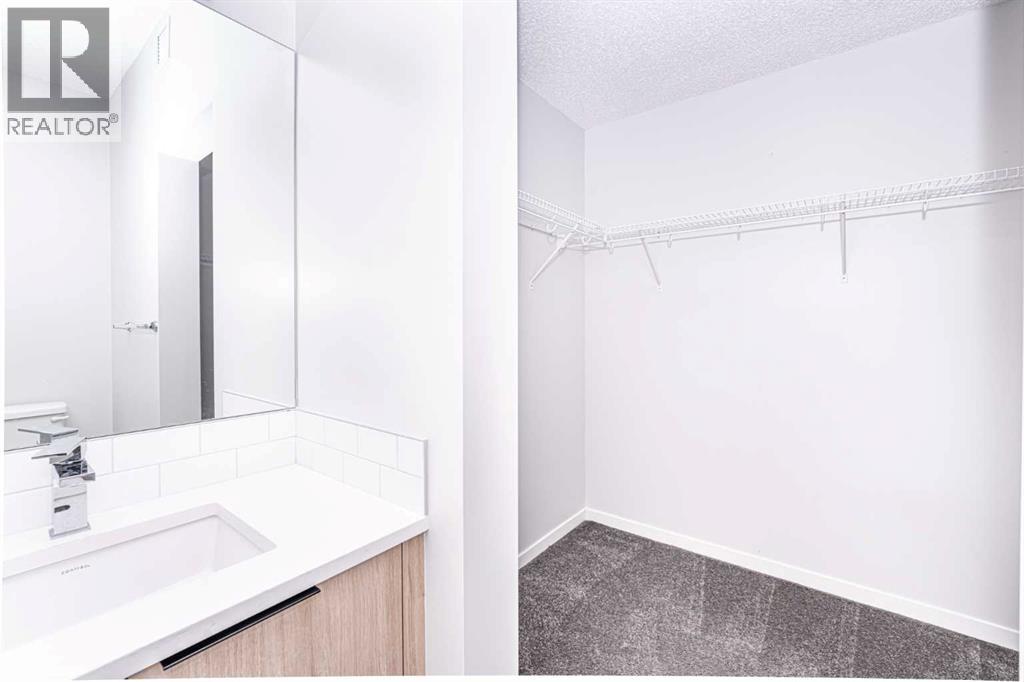 215, 40 Carrington Plaza N, Calgary, Alberta  T3P 1X7 - Photo 12 - A2301038