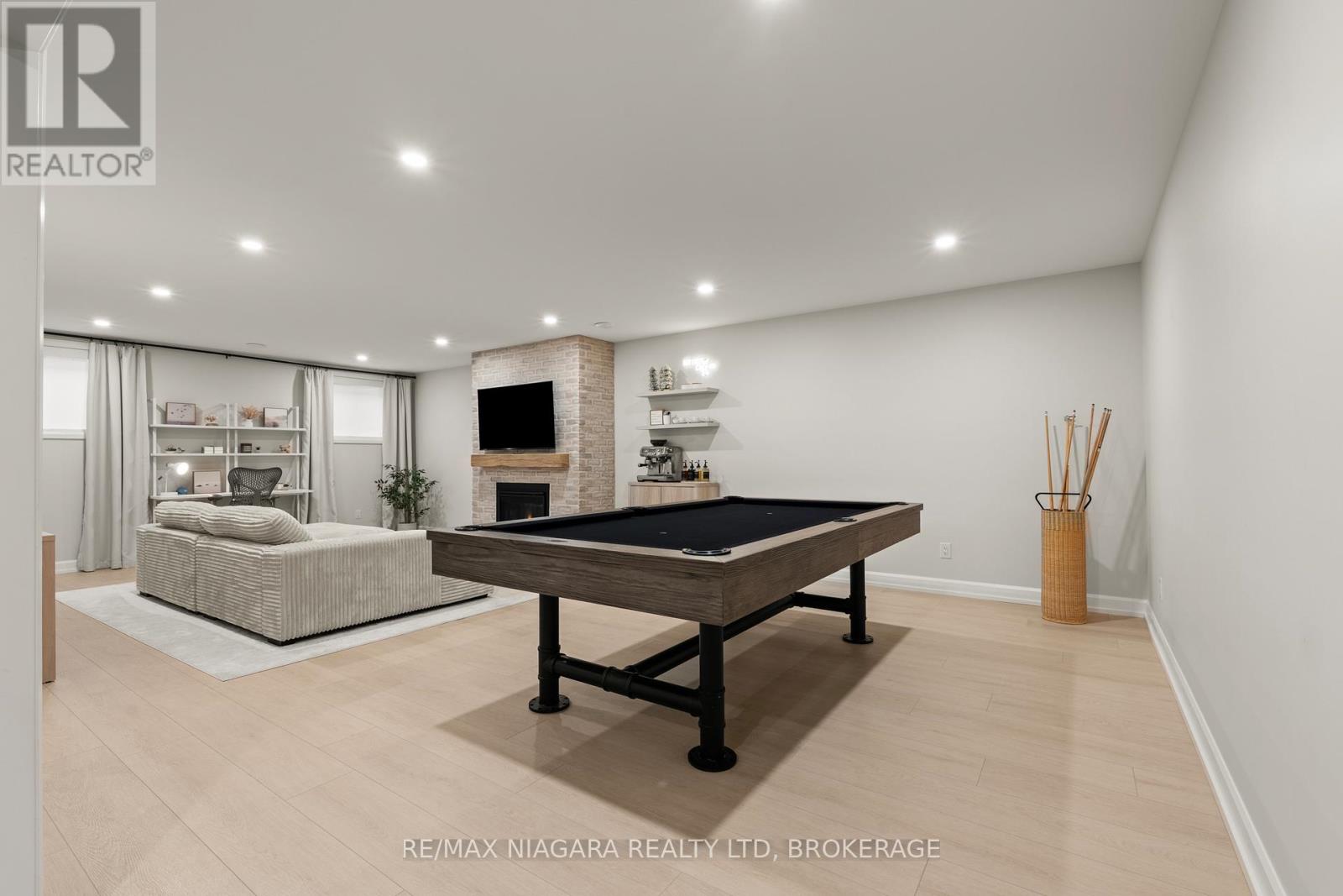 27 Maple Leaf Avenue S, Fort Erie, Ontario  L0S 1N0 - Photo 25 - X12812750