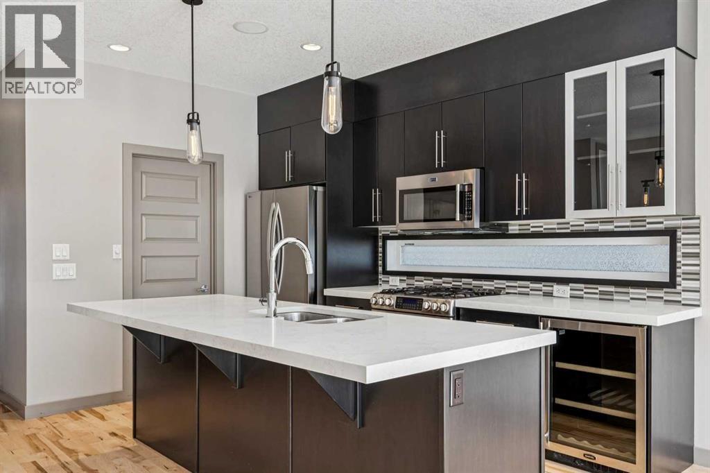 2011 48 Avenue SW, Calgary, Alberta  T2T 2T6 - Photo 11 - A2300707