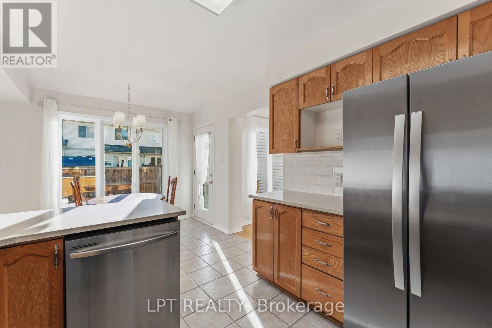 49 Pennard Way, Ottawa, Ontario  K1T 4C1 - Photo 11 - X13027224