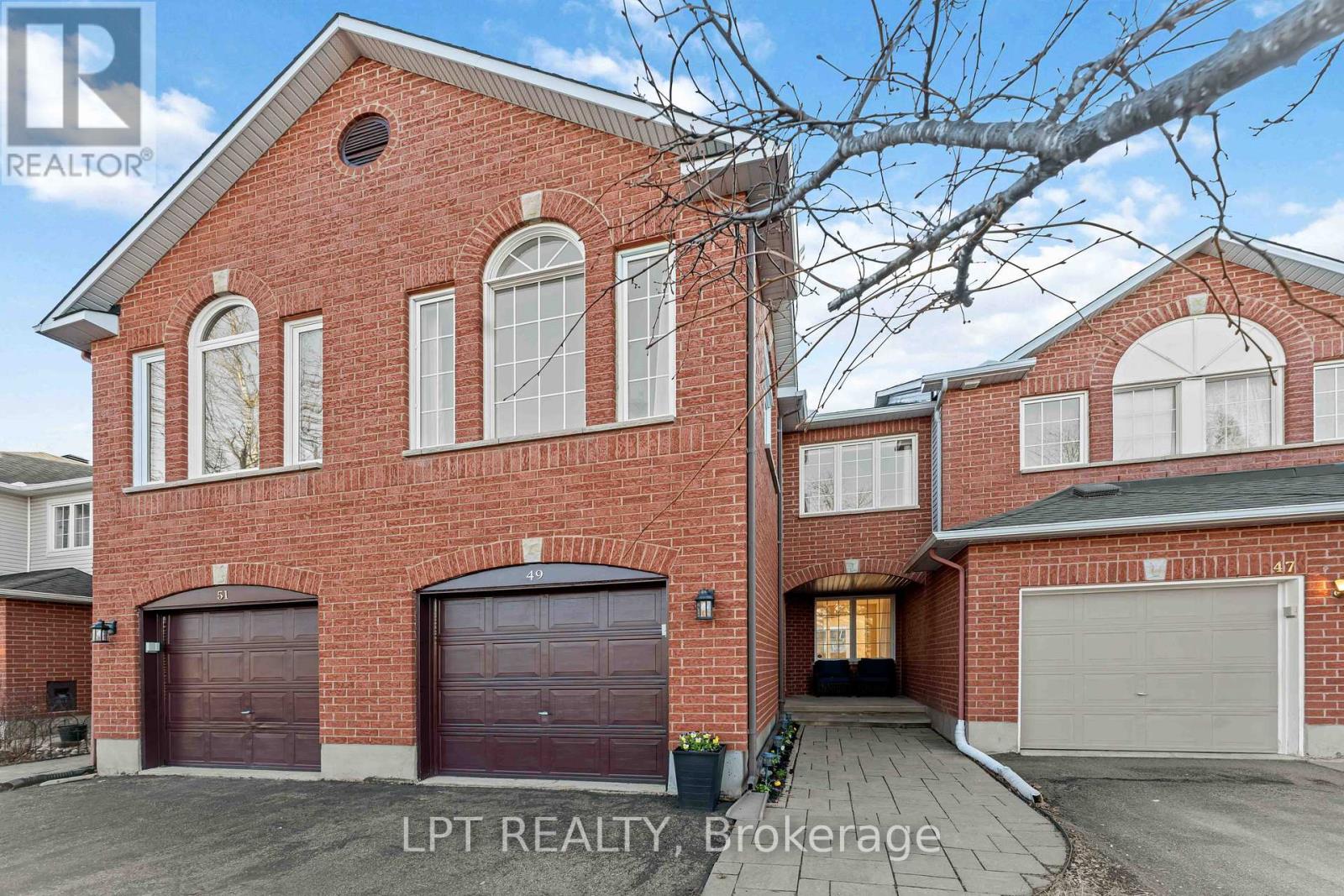 49 Pennard Way, Ottawa, Ontario  K1T 4C1 - Photo 2 - X13027224