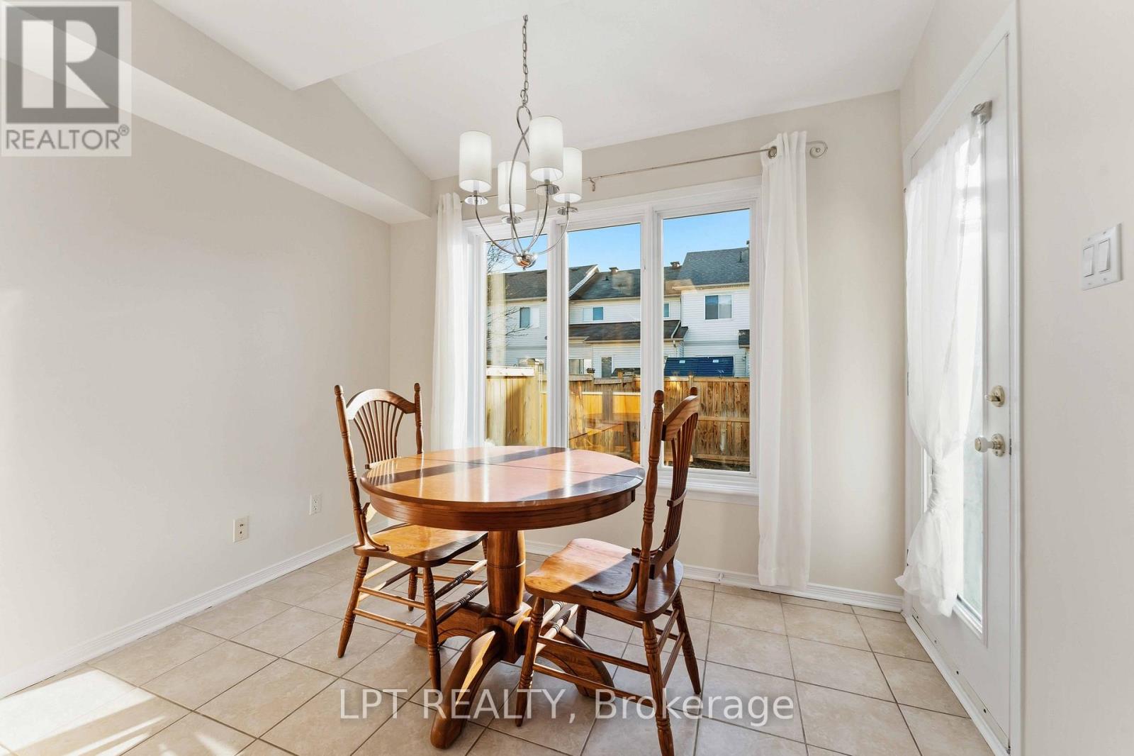 49 Pennard Way, Ottawa, Ontario  K1T 4C1 - Photo 8 - X13027224