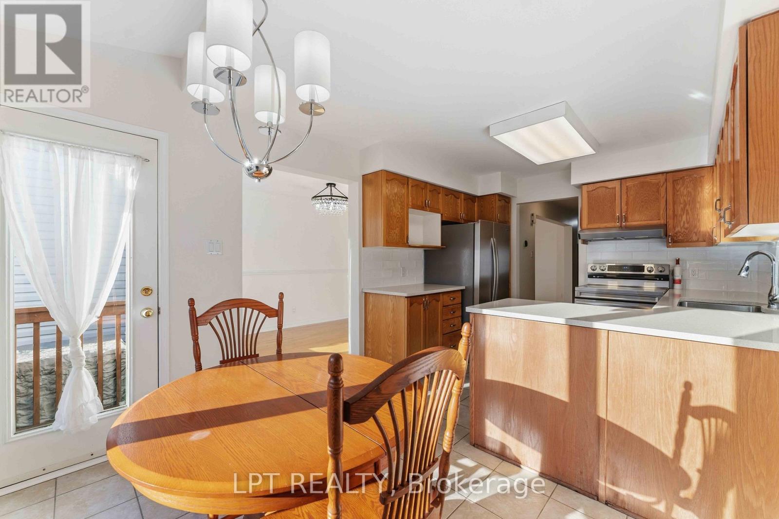 49 Pennard Way, Ottawa, Ontario  K1T 4C1 - Photo 9 - X13027224