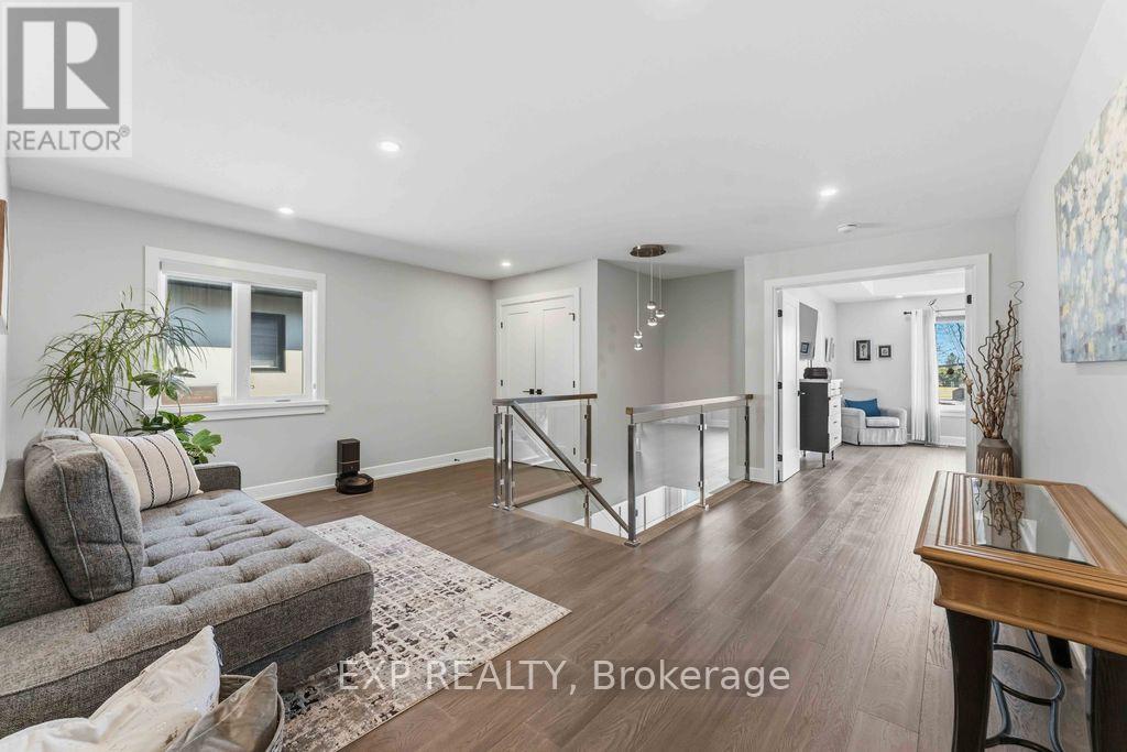 937 Falaise Road, Ottawa, Ontario  K2C 0M1 - Photo 17 - X13027308