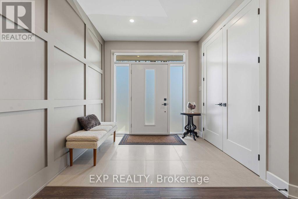 937 Falaise Road, Ottawa, Ontario  K2C 0M1 - Photo 3 - X13027308