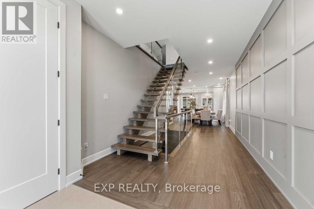 937 Falaise Road, Ottawa, Ontario  K2C 0M1 - Photo 4 - X13027308