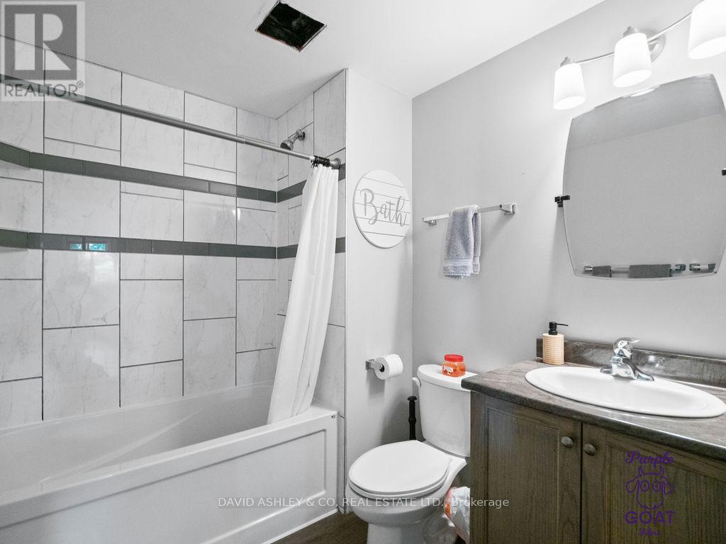 1,2,3,4,5 - 809-811 Hilmor Terrace S, Elizabethtown-Kitley, Ontario  K6V 7G3 - Photo 48 - X12234134