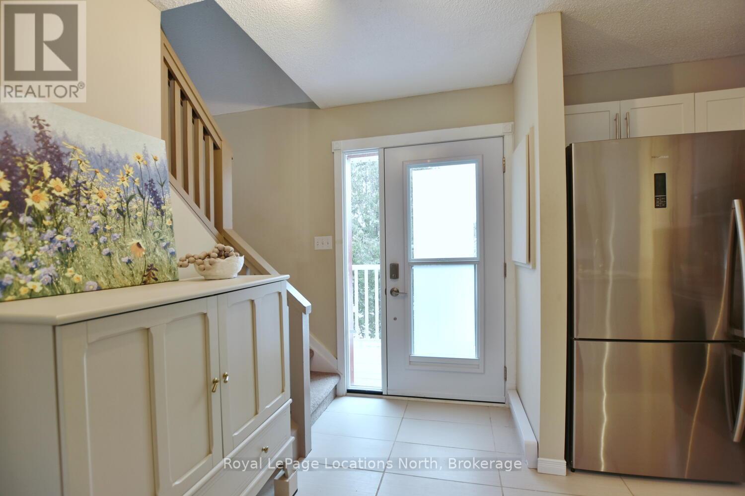 176 - 49 Trott Boulevard, Collingwood, Ontario  L9Y 5B8 - Photo 3 - S13027320