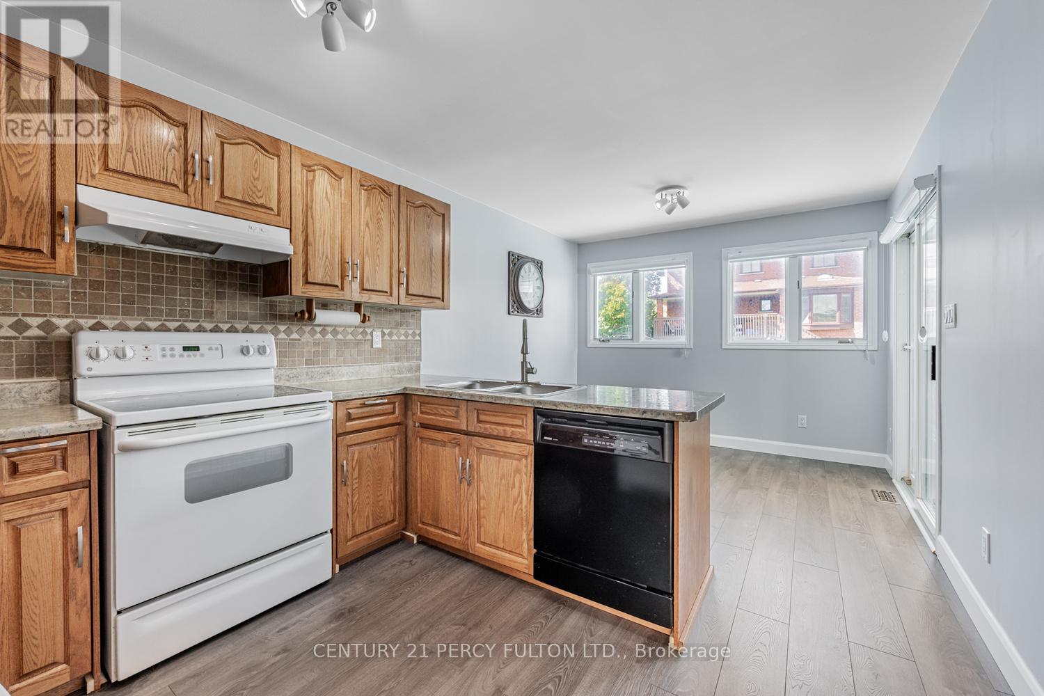 34 Kingswood Drive N, Clarington, Ontario  L1E 1G2 - Photo 14 - E12867532