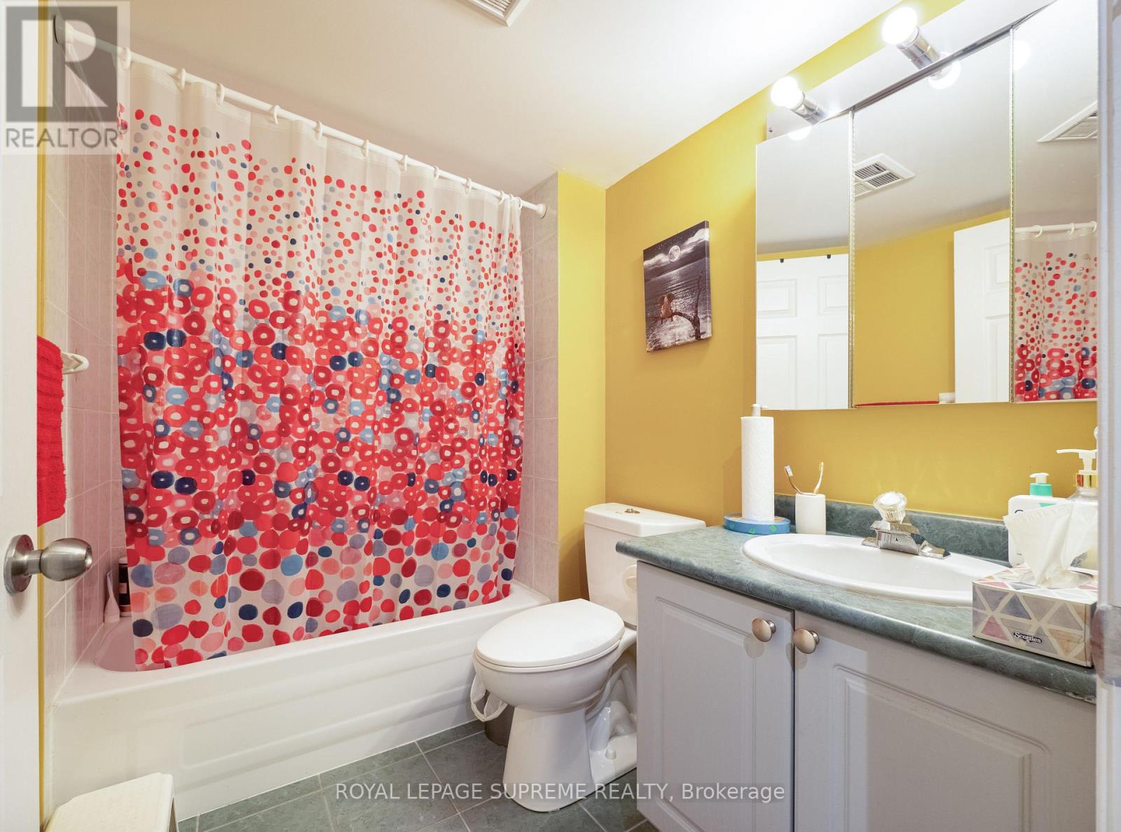 408 - 3 Ellesmere Street, Richmond Hill, Ontario  L4B 4N2 - Photo 17 - N12959994