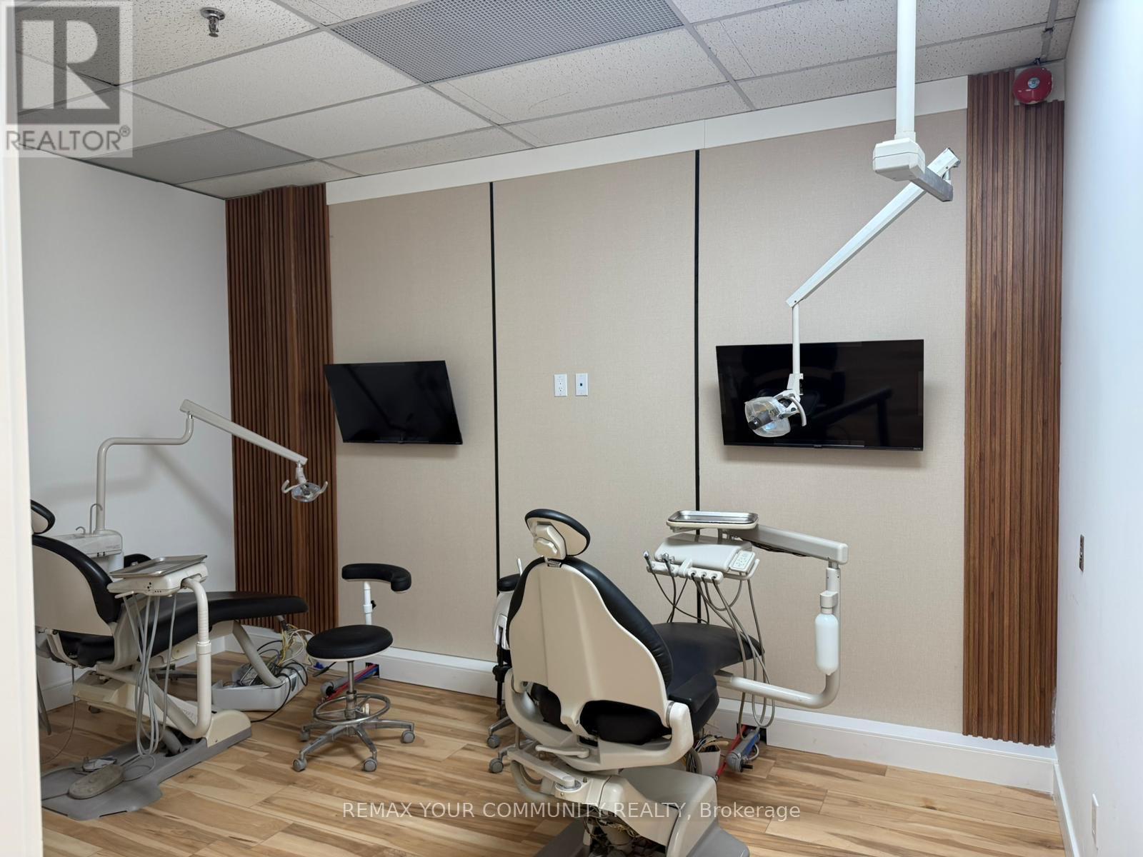 7309 Woodbine Avenue, Markham, Ontario  L3R 3V7 - Photo 3 - N13026714