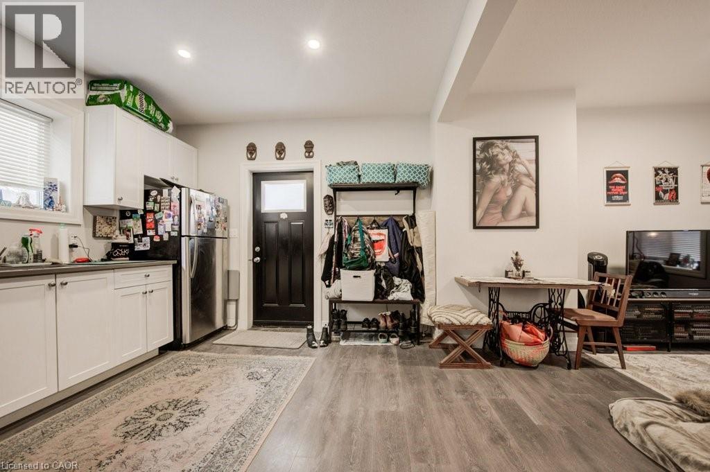 374 Louisa Street, Kitchener, Ontario  N2H 5N4 - Photo 7 - 40819053