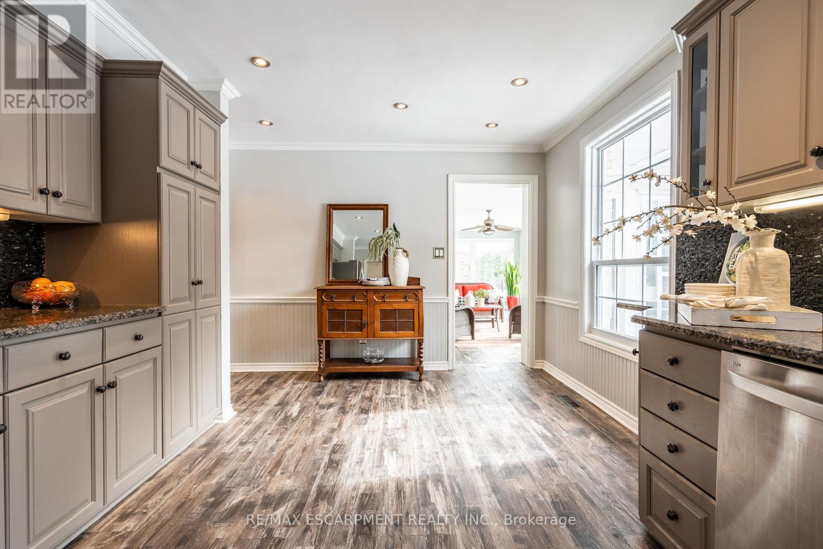 1 Acredale Drive, Hamilton, Ontario  L0R 1H2 - Photo 19 - X12780680