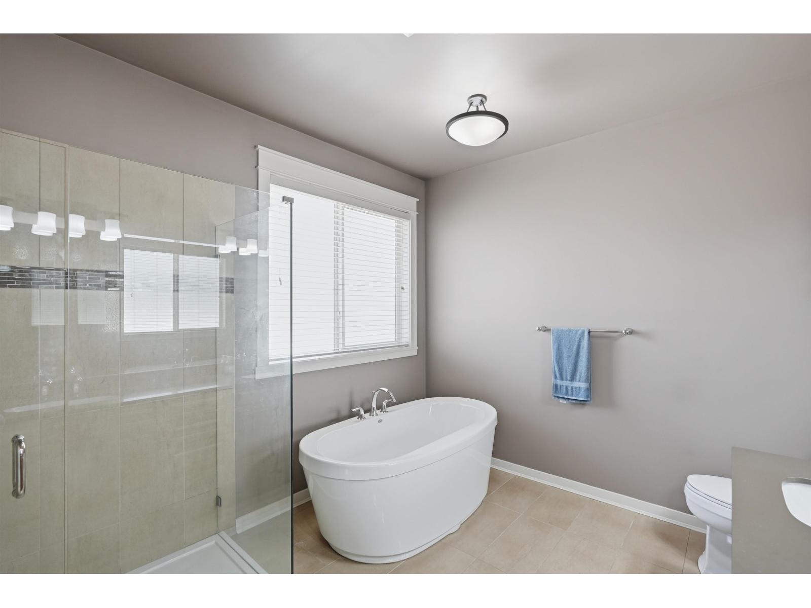 2203 Riesling Drive, Abbotsford, British Columbia  V4X 0A6 - Photo 25 - R3112048