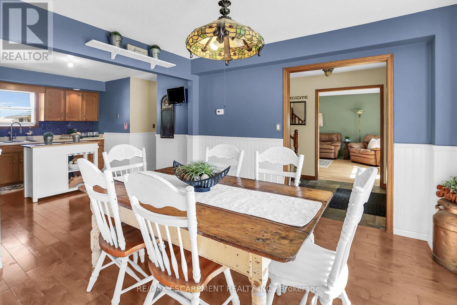 5001 Hillside Drive, Lincoln, Ontario  L3J 0L1 - Photo 11 - X12059898