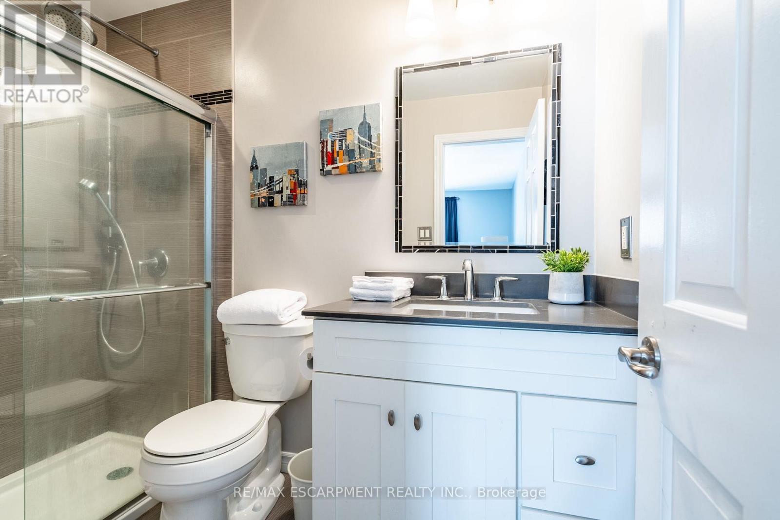 1 Acredale Drive, Hamilton, Ontario  L0R 1H2 - Photo 37 - X12780680