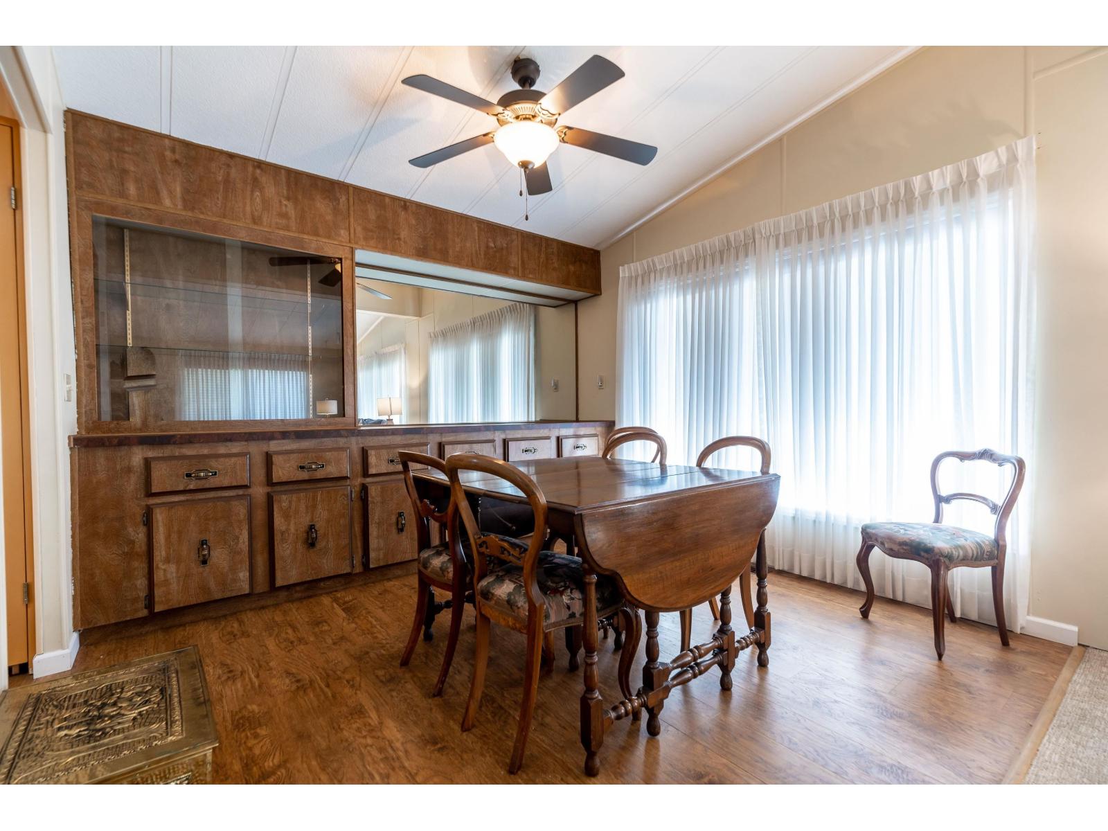 35 2120 King George Boulevard, Surrey, British Columbia  V4A 6Y8 - Photo 11 - R3112658