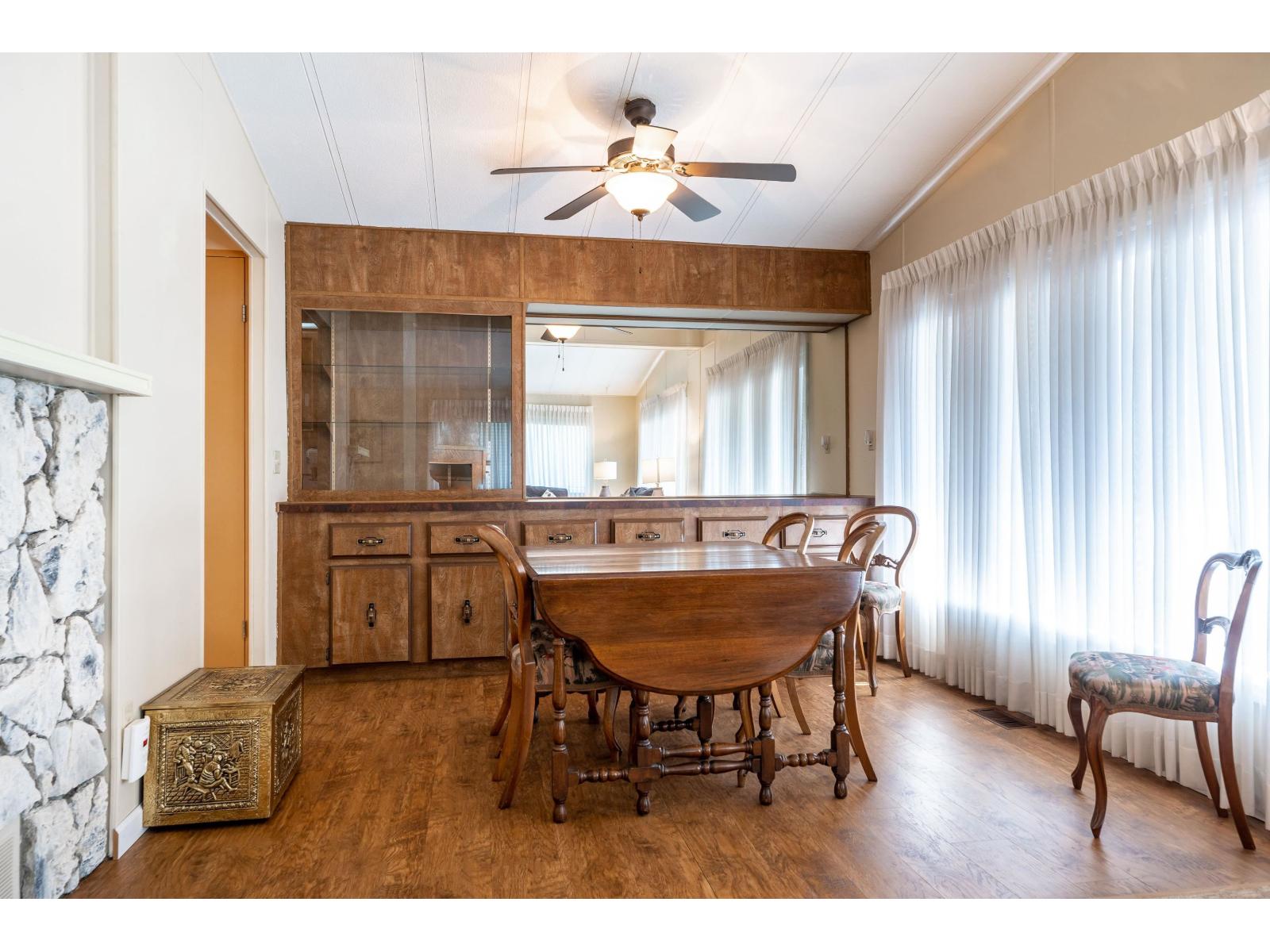 35 2120 King George Boulevard, Surrey, British Columbia  V4A 6Y8 - Photo 8 - R3112658