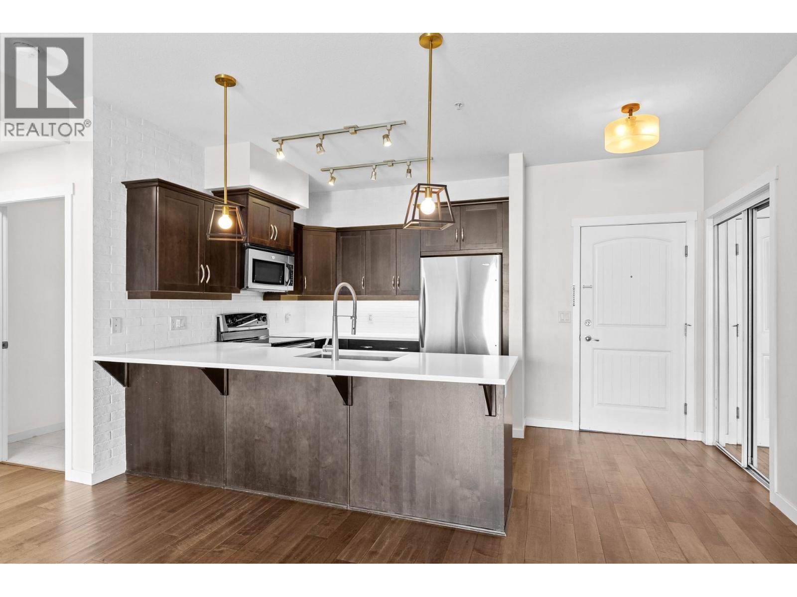 3735 Casorso Road Unit# 302, Kelowna, British Columbia  V1W 5G1 - Photo 6 - 10378839
