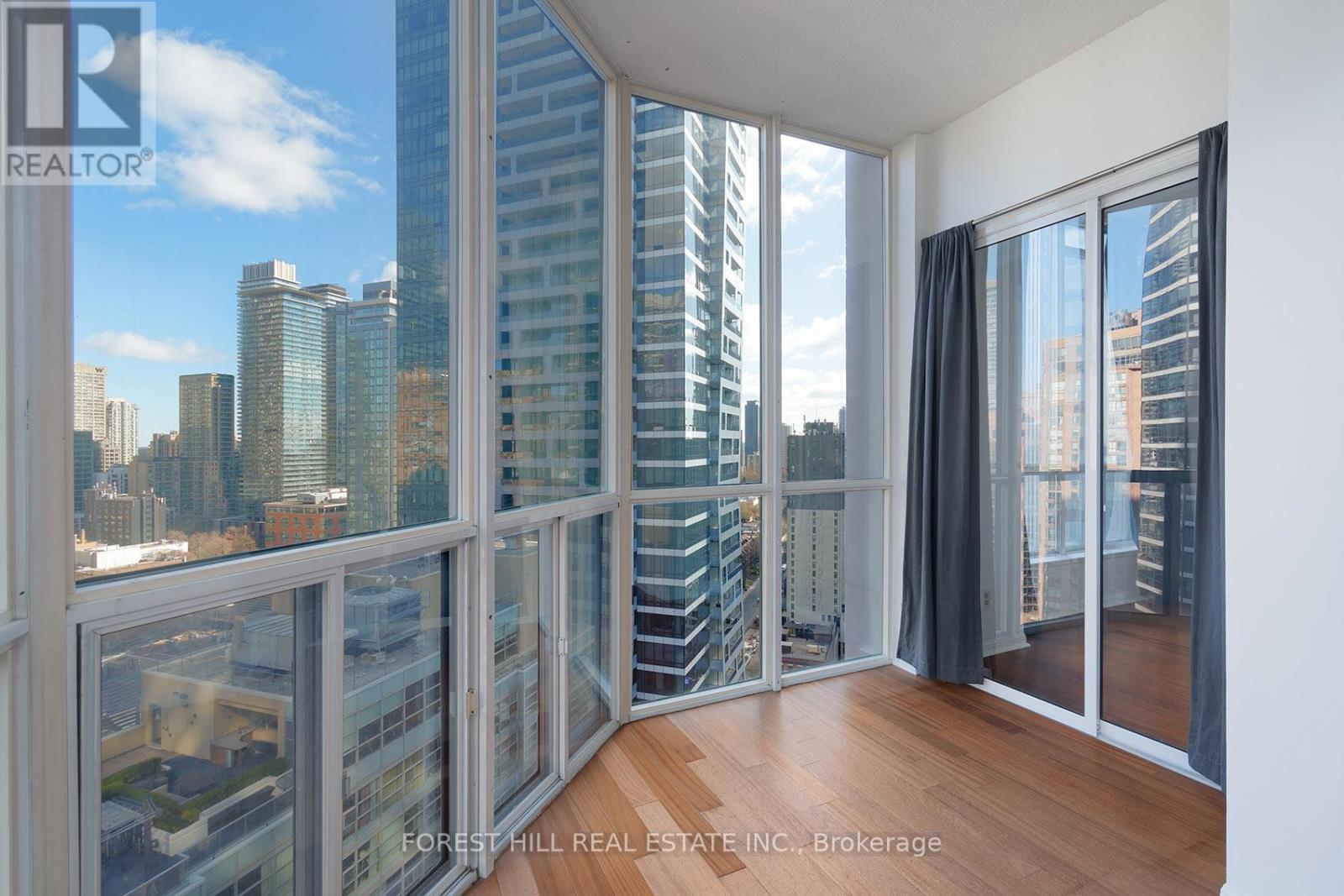 2405 - 24 Wellesley Street W, Toronto, Ontario  M4Y 2X6 - Photo 10 - C13027182