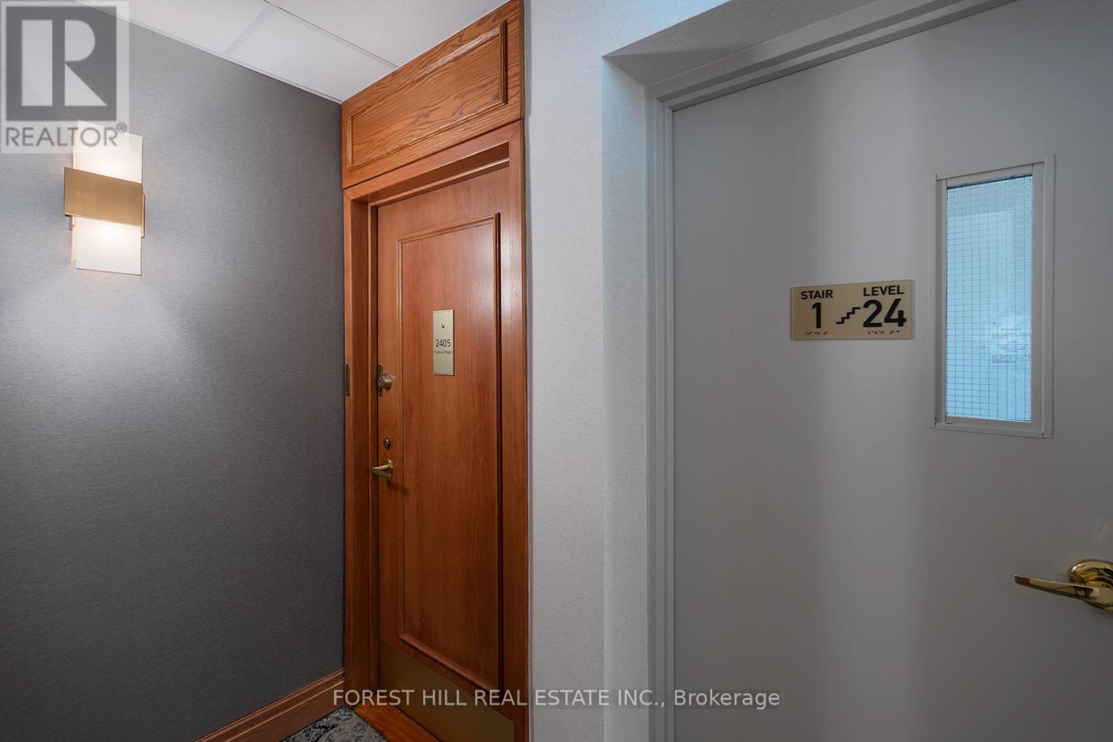 2405 - 24 Wellesley Street W, Toronto, Ontario  M4Y 2X6 - Photo 2 - C13027182